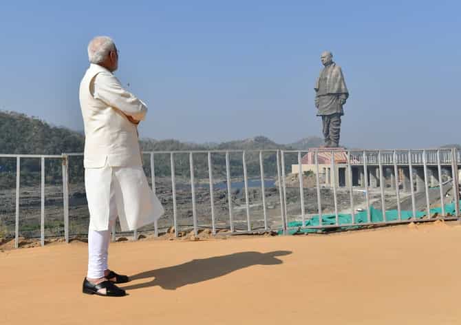 स्टॅच्यू ऑफ युनिटी: तीन मराठी माणसं, ज्यांना मोदींनी सलाम केला!
