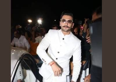 लग्नाची धामधूम, रणवीर-दीपिका इटलीला रवाना