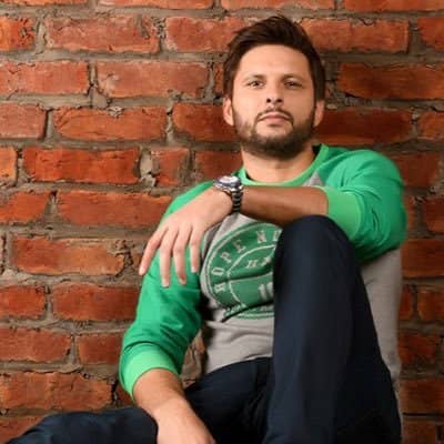 आफ्रिदी आधी म्हणाला, काश्मीर पाकला झेपणार नाही, आता म्हणतो...