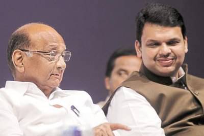 फडणवीसांची विधाने बालबुद्धीला शोभणारी: पवारांचा हल्ला