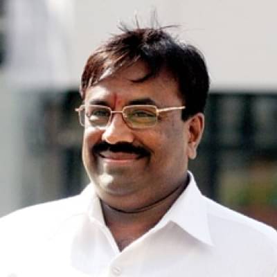 सुधीर मुनगंटीवार कुठे आहेत? दोन आमदार शपथविधीला अनुपस्थित!