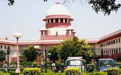 Maratha Reservation ! आज काहीच करू शकत नाही, अर्जदारांनी घटनापीठापुढे जावे: सर्वोच्च न्यायालय