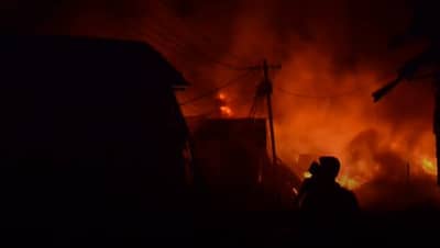 फटाक्यांमुळे राज्यभरात आगीच्या घटना, कोट्यवधींचं नुकसान