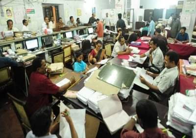 राज्यात सातव्या वेतन आयोगाला मंजुरी, 1 जानेवारीपासून लागू