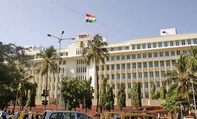 मुख्यमंत्र्यांचे दोन पीए, महाजनांचा स्वीय सहाय्यक आणि धनंजय मुंडेंचा पीएही निवडणुकीच्या रिंगणात?