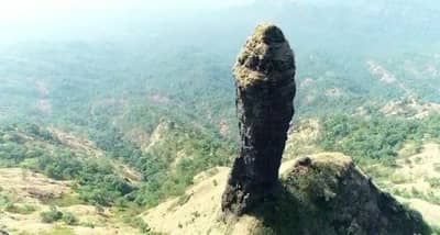 सहा वर्षीय मुलीकडून वजीर सुळका सर