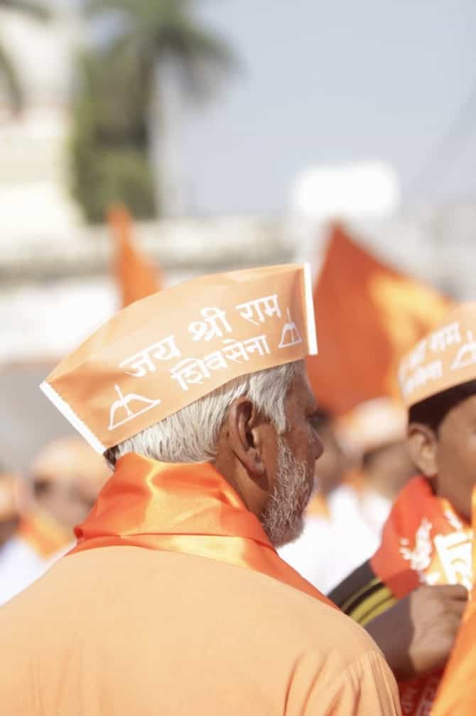 परभणी लोकसभा : अंतर्गत नाराजीने शिवसेनेला बालेकिल्ल्यातच भगदाड