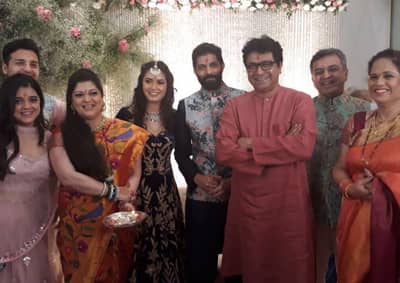 शांत आणि लाजऱ्या अमितला अ‍ॅनिव्हर्सरी गिफ्ट, थेट मनसेच्या  नेतेपदी निवड!