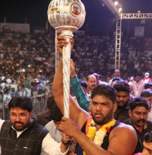 आधी 'दगडूशेठ', आता 'वारी', बाला रफिक शेख देवाच्या दारी आधी 'दगडूशेठ', आता 'वारी', बाला रफिक शेख देवाच्या दारी