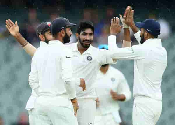 IndvsAus : ऑस्ट्रेलियाने झुंजवलं, पहिला डाव 235 धावांत आटोपला