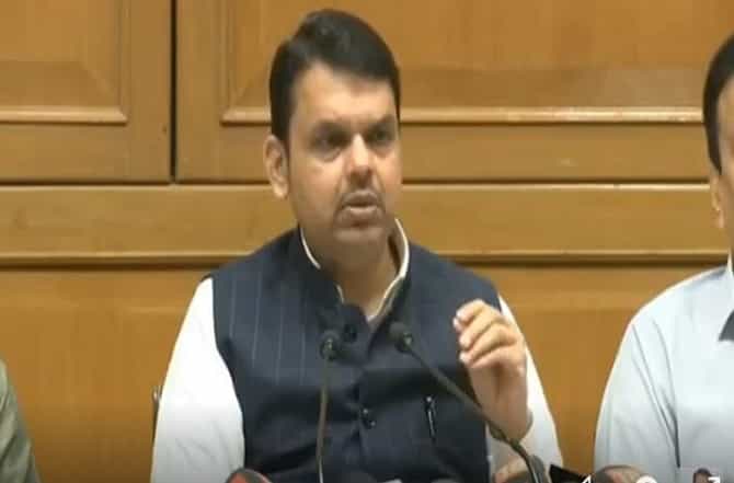 राहुल, सोनियाजी, आता बोला: मुख्यमंत्री