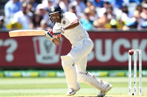 मयंक अग्रवालने कोल्हापूरच्या फलंदाजाचा विक्रम ऑस्ट्रेलियात मोडला मयंक अग्रवालने कोल्हापूरच्या फलंदाजाचा विक्रम ऑस्ट्रेलियात मोडला