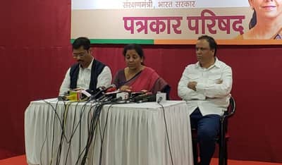 राफेल प्रकरणात जेपीसीची गरज नाही : संरक्षणमंत्री