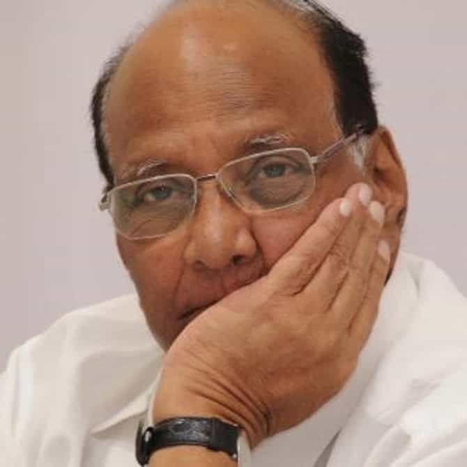 गडकरीजी काळजी घ्या, पवारांचा आपुलकीचा सल्ला
