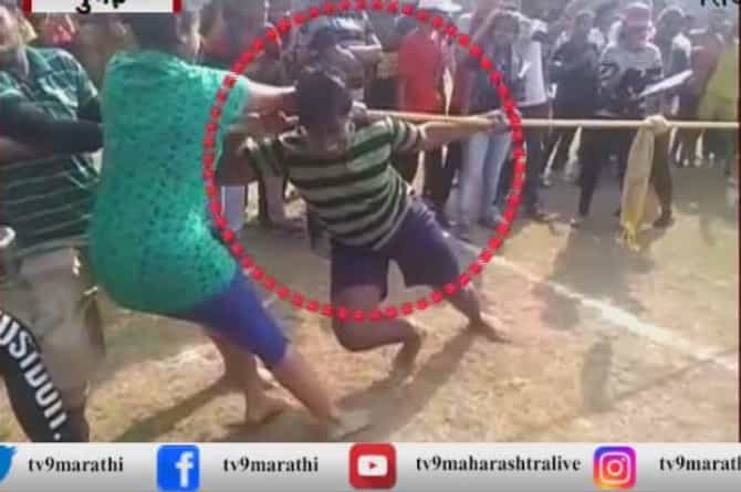 रस्सीखेच खेळताना विद्यार्थ्याचा मृत्यू, जोरात दोर खेचल्याने कोसळला