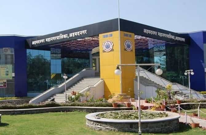 नगरमध्ये अभद्र युतीनंतर आता नगरसेवकांवर कारवाई