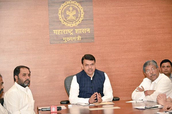 शेवटच्या कॅबिनेट बैठकीत तब्बल 25 निर्णय, शिक्षकांना सातवा वेतन आयोग