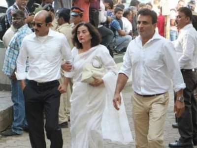 दिवंगत अभिनेते विनोद खन्ना यांच्या पहिल्या पत्नीचं निधन