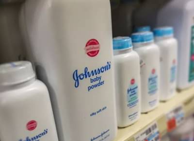 जॉन्सन बेबी पावडरने बाळाला कॅन्सरची भीती, सॅम्पल जप्त