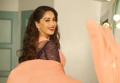 अखेर धक धक गर्ल माधुरी दीक्षितही Me Too बद्दल बोलली!