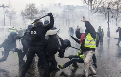 जाळपोळीनंतर फ्रान्समध्ये आर्थिक आणीबाणीची तयारी?