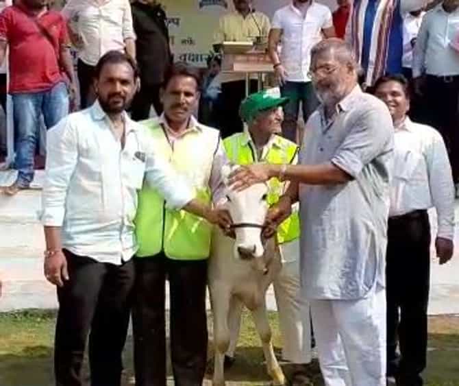 मराठवाड्यातील दुष्काळ आणि स्थलांतराची चिंता वाटते : नाना पाटेकर