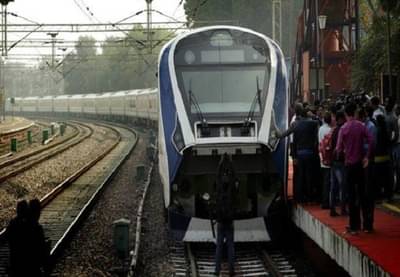 देशातल्या सर्वात वेगवान ट्रेनने प्रवास करण्यासाठी तिकीट किती?
