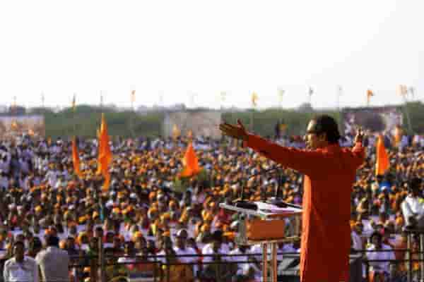 दुष्काळ ते राफेल, उद्धव ठाकरेंची मोदींवर चौफेर टीका