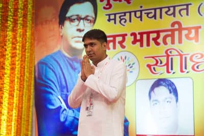 राज ठाकरेंना उत्तर भारतीयांच्या व्यासपीठावर बोलावणाऱ्या विनय दुबेंना अटक