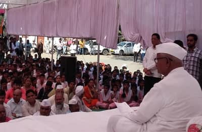 अण्णा हजारे यांच्या आंदोलनाचा दुसरा दिवस