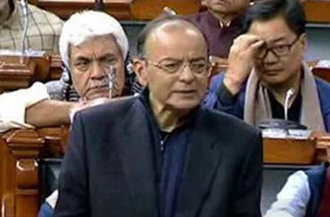 LIVE: 10 टक्के आरक्षण: सर्व धर्मातील गरिबांना आरक्षणाचा लाभ: जेटली