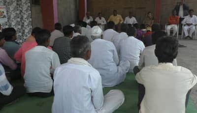 दारु सोडा अन्यथा गाव सोडा, बुलडाण्यातील गावाचा निर्णय