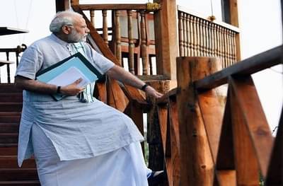 आरक्षणासाठी घटनादुरुस्ती, मोदी सरकारला या भिंती पार कराव्या लागणार!