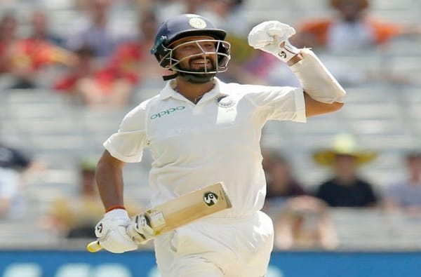 AusvsInd: पुजाराने दिवस गाजवला, दिवसअखेर भारत 4/303 AusvsInd: पुजाराने दिवस गाजवला, दिवसअखेर भारत 4/303