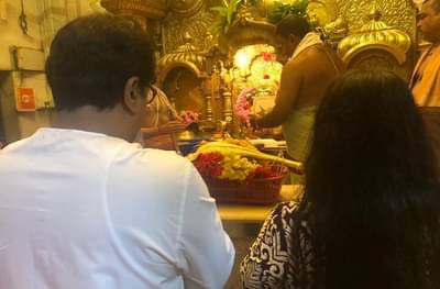 सिद्धिविनायकाच्या दर्शनाने राज ठाकरेंची नववर्षाची सुरुवात