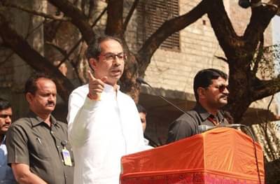 युती गेली खड्ड्यात, उद्धव ठाकरेंचा बीडमध्ये हल्लाबोल