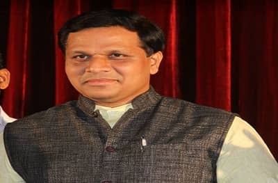 मॉडेल विनयभंगप्रकरणात विनोद शेलार यांना मोठा दिलासा