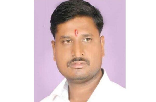 बीडमध्ये भाजप नगरसेवकाची हत्या बीडमध्ये भाजप नगरसेवकाची हत्या