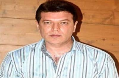 आदित्य पांचोलीची गॅरेज मालकाला जीवे मारण्याची धमकी