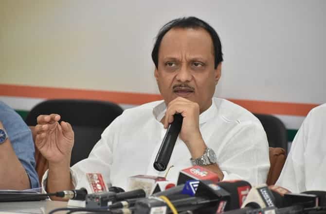 ती चूक अजाणतेपणामुळे, पार्थला फासावर लटकवणार का? : अजित पवार