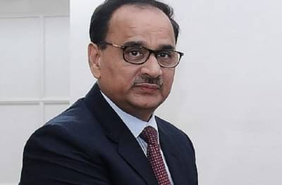 निवृत्तीला फक्त 19 दिवस बाकी, आलोक वर्मांचा थेट राजीनामा