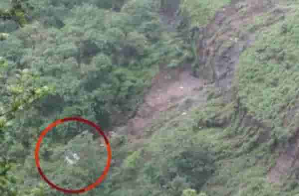 अंबेनळी बस अपघात : प्रकाश सावंत देसाईंवर गुन्हा दाखल करण्यासाठी दापोलीकर आक्रमक