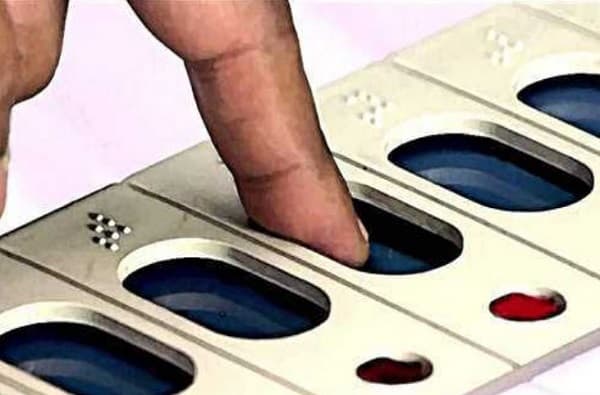 राज्यात अनेक ठिकाणी EVM बिघाड, कुठे कुठे EVM बंद?