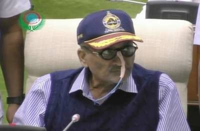 शेवटपर्यंत गोव्याची सेवा करेन; नाकातल्या ट्यूबसह पर्रिकर म्हणाले Hows The Josh?