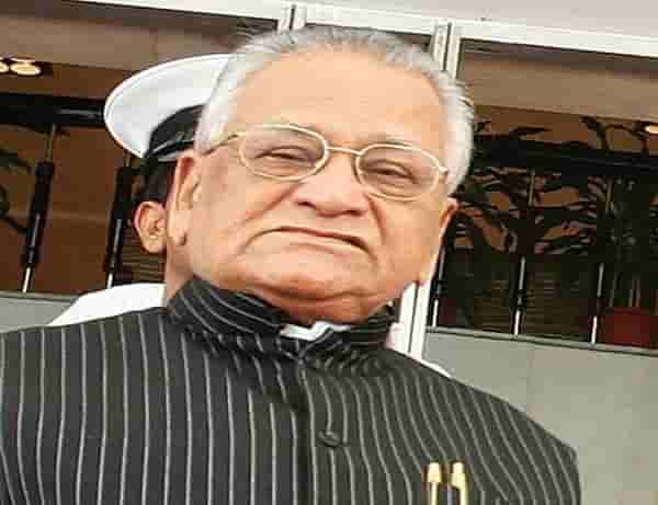 काँग्रेसचे ज्येष्ठ नेते शिवाजीराव देशमुख यांचं निधन