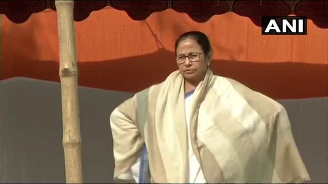 ममता बॅनर्जींचे 3 आमदार दिल्लीला रवाना, भाजप प्रवेशाची शक्यता