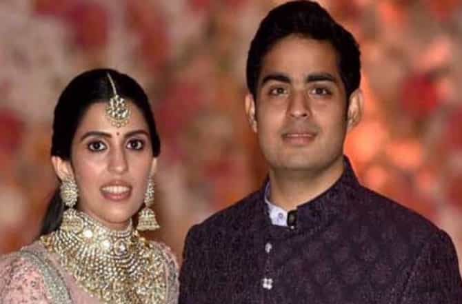 मुकेश अंबानी यांच्या मुलाचा आज शाही विवाहसोहळा