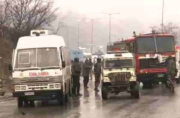Pulwama attack : शहिदांचा आकडा 44 वर पोहोचला