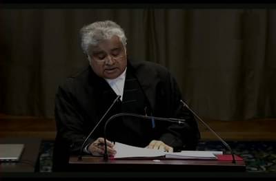 कुलभूषण जाधव प्रकरण : भारताने तीन तासात पुराव्यांसह पाकिस्तानचा बुरखा फाडला