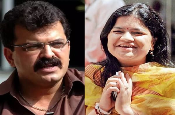 पूनमताई, प्रमोद महाजनांना प्रवीणने गोळ्या का झाडल्या, हे सांगायला दोन मिनिटं लागणार नाहीत : आव्हाड